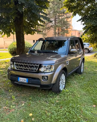 Land Rover Discovery 4 3.0 TDV6 211CV Base