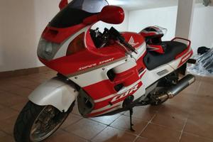 Honda CBR 1000 F Supersport