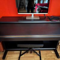 Piano elettronico Yamaha Clavinova cvp-501