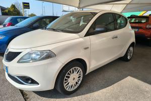 Lancia Ypsilon 1.2 69 CV 5 porte Gold