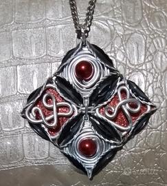 collana con orecchini  artigianali 