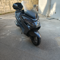 Suzuki Burgman 400