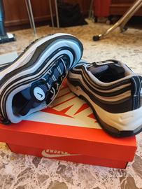 Nike ailver grigie