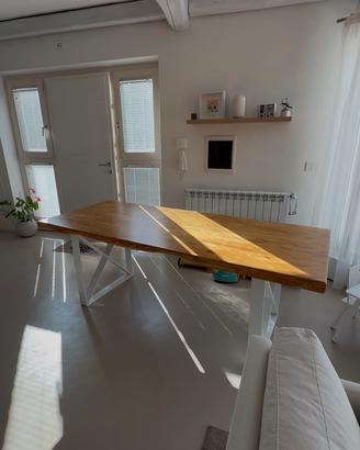 TAVOLO DESIGN MODERNO