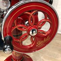 Berkel Tribute Rossa con Piedistallo MAI USATA