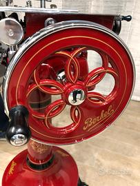 Berkel Tribute Rossa con Piedistallo MAI USATA