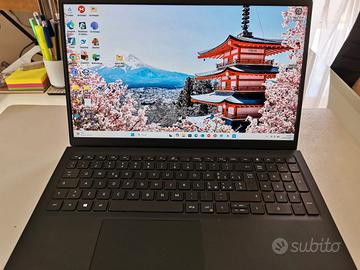 DELL VOSTRO 15 3510 15.6" INTEL 11th i7-1165G7 2,8