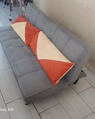 Divano e cuscini 180 x 90 
