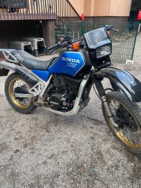 Moto Honda xlw 750 r