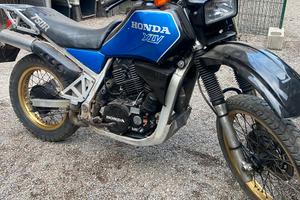 Moto Honda xlw 750 r