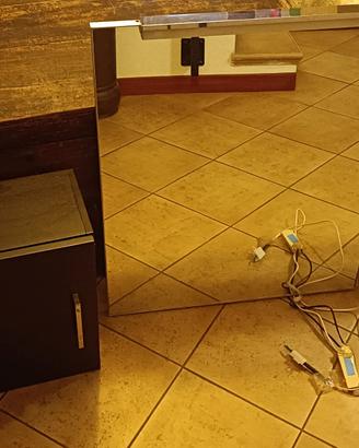 Composizione mobiletto + specchio bagno