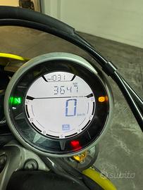 Ducati scrambler flat track pro