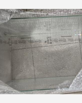 Vasca 40litri .45 lunghezza 28 larghezza 20 alt