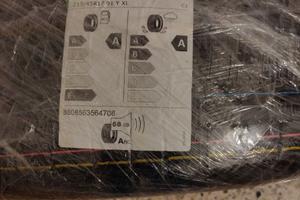 Pneumatico Hankook Ventus Prime 4 K135 215/45R17 9