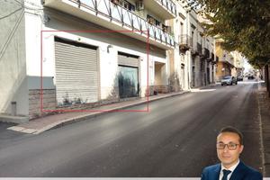 Locale commerciale + locale deposito sottostante