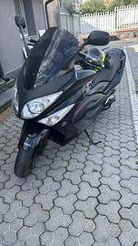 Yamaha T MAX 2010
