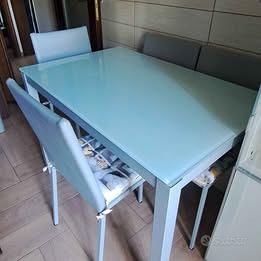 Tavolo vetro + 4 sedie pelle