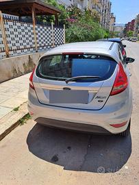 Ford Fiesta gpl 1,4 - 2010 Km 165.000
