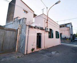 Casa indipendente - Aci Catena