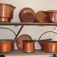 Pentole e padelle in rame 1900,!Varese centro