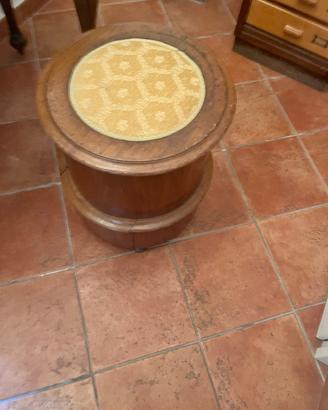 Commode sgabello comodino francese