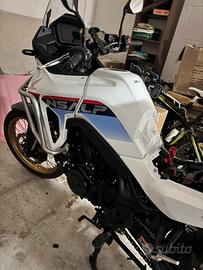 Honda transalp 750 2025