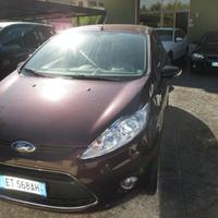 Ford Fiesta 1.4 5 porte Bz.- GPL Titanium
