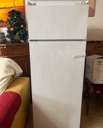 Frigo incasso indesit