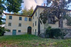 Villa storica in zona campo da golf di Poppi AR