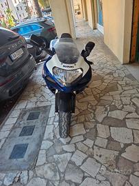 Suzuki GSX R 2001