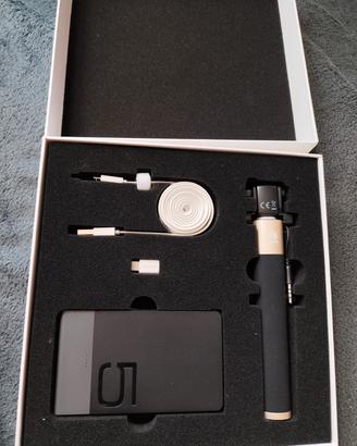 Huawei Power Box - Power Bank, Selfie Stick, Data 