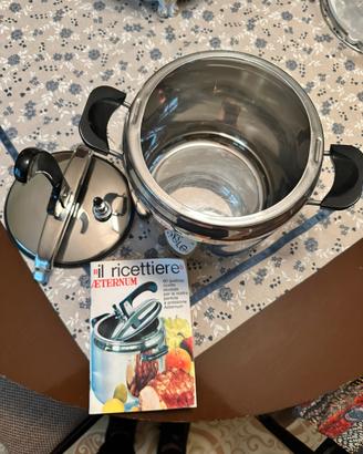 Pentola a pressione Aeternum in acciaio inox 18/10