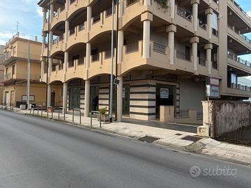 Locale commerciale , Via Nazionale Rometta Marea