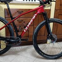 Olympia Iron M (2022)