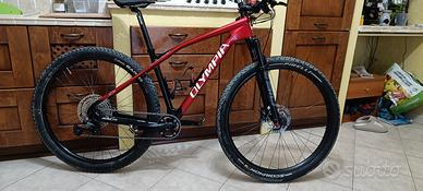 Olympia Iron M (2022)