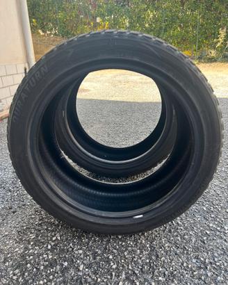 gomme 225/45/18