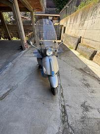 Piaggio vespa 125