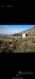 Casale di 110 mq con terreno mq 46.284