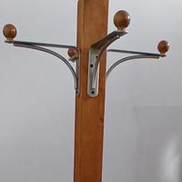 Appendiabiti da terra in legno e metallo 