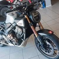 Honda CB 650 E-CLUTCH Hornet 2025