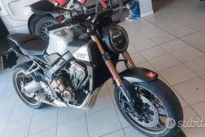 Honda CB 650 E-CLUTCH Hornet 2025