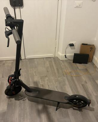 Monopattino elettrico Xiaomi M365