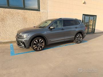TIGUAN ALLSPACE 4MOTION R-Line DSG 7 Posti full op