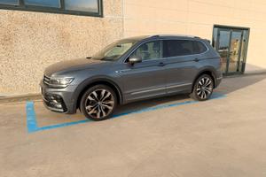 TIGUAN ALLSPACE 4MOTION R-Line DSG 7 Posti full op