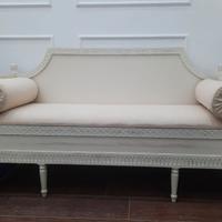 DIVANO / PANCA IN STILE VITTORIANO