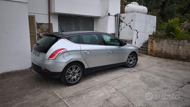 lancia delta 1.6 diesel automatica