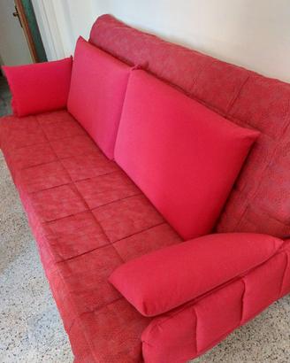 Divano con letto matrimoniale 