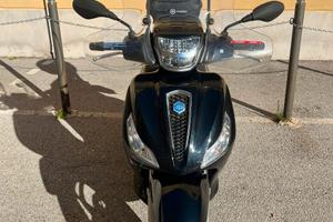 Piaggio Medley 200 - 2025