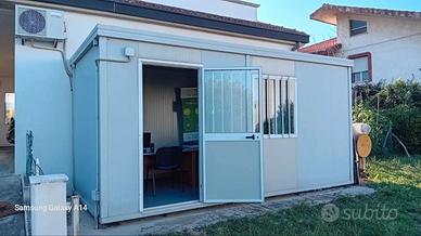 Box coibentato uso ufficio con bagno
