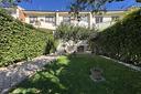 villa-a-schiera-a-roma